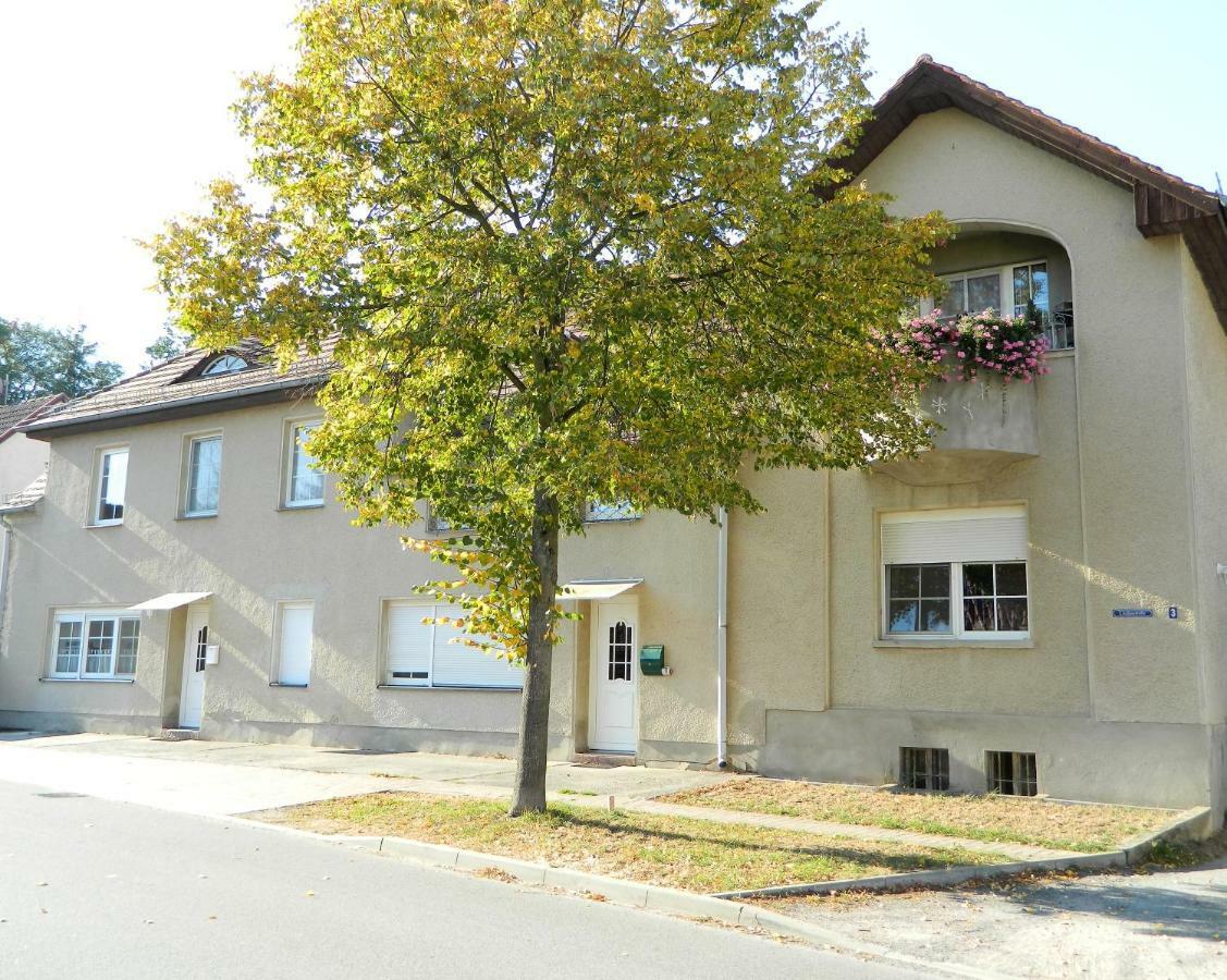 Apartamento Unter Den Linden Halbe Exterior foto